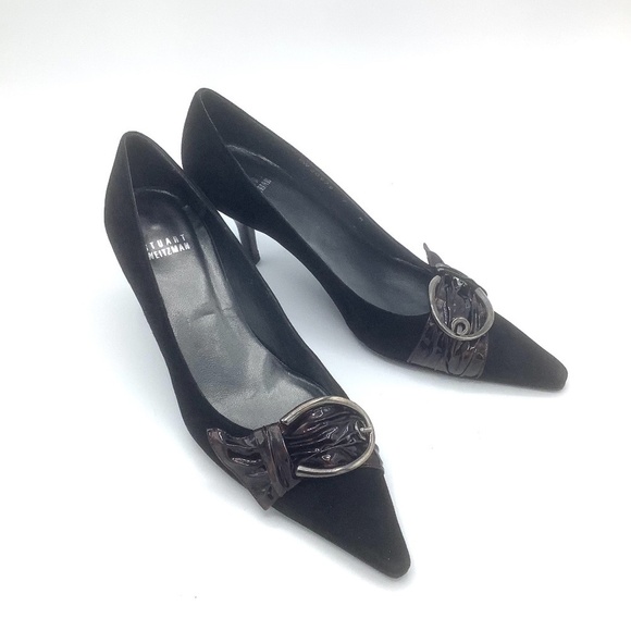 Stuart Weitzman Black Pointed Toe Buckle Suede Heels 7 - Picture 8 of 16